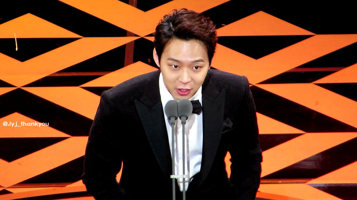 HQ PICS + GIFS] 141217 Park Yoo...